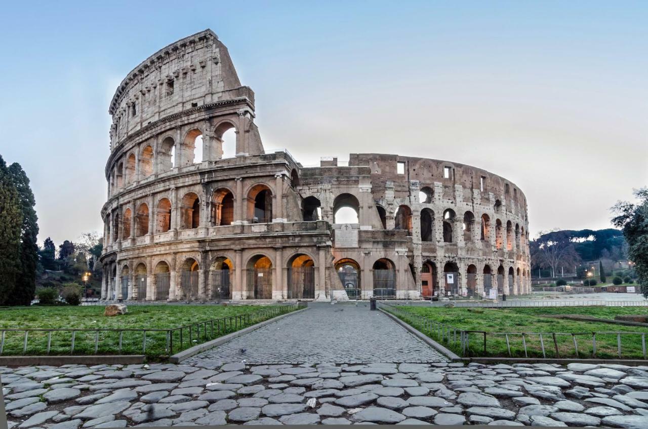 Roma Central Studio Екстериор снимка